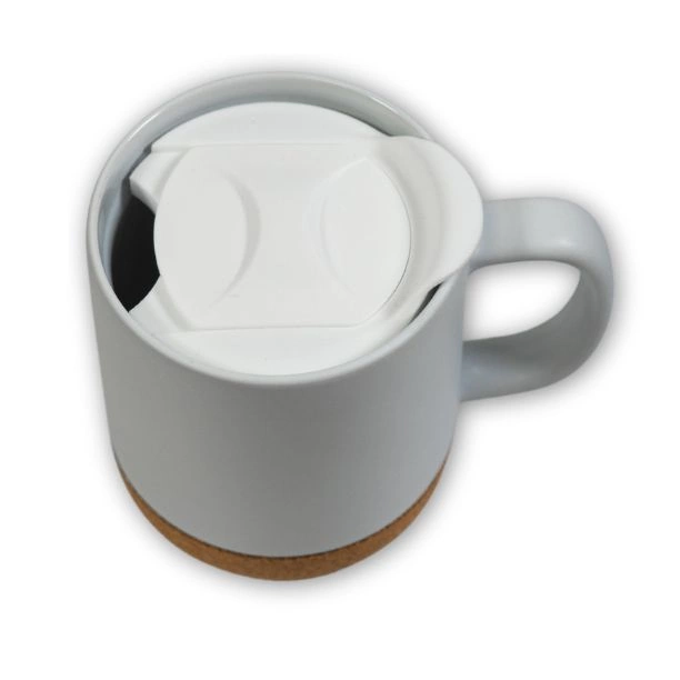 Tasse mit Korkboden und Plastikdeckel - M19